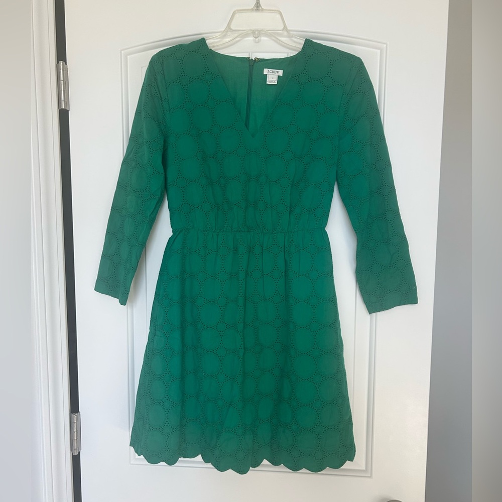 NWOT Women’s J Crew Green V-Neck Scalloped Dress - Size 0